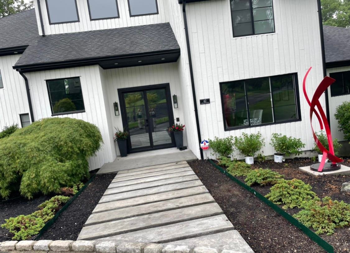 EntranceConcrete2