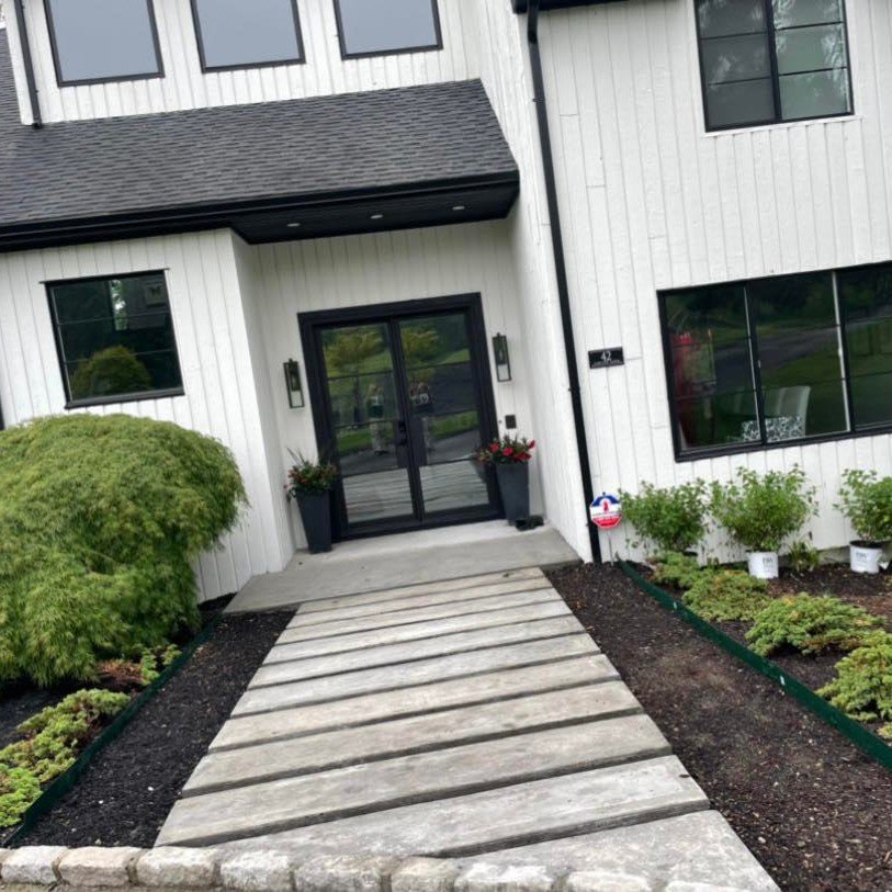 EntranceConcrete2